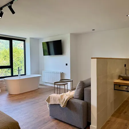 Chulavista House By Kev * Parada de Sil