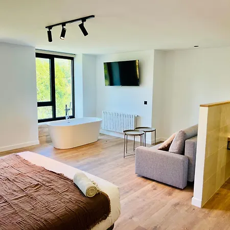 Chulavista House By Kev Landhaus *